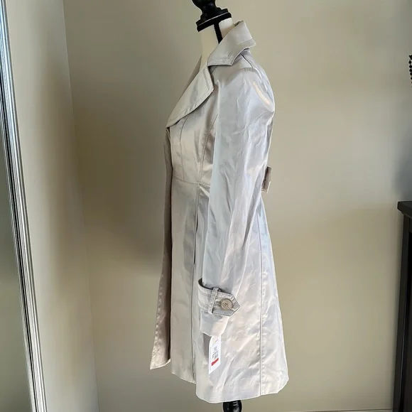 Jessica Simpson rain coat - Picture 3 of 6